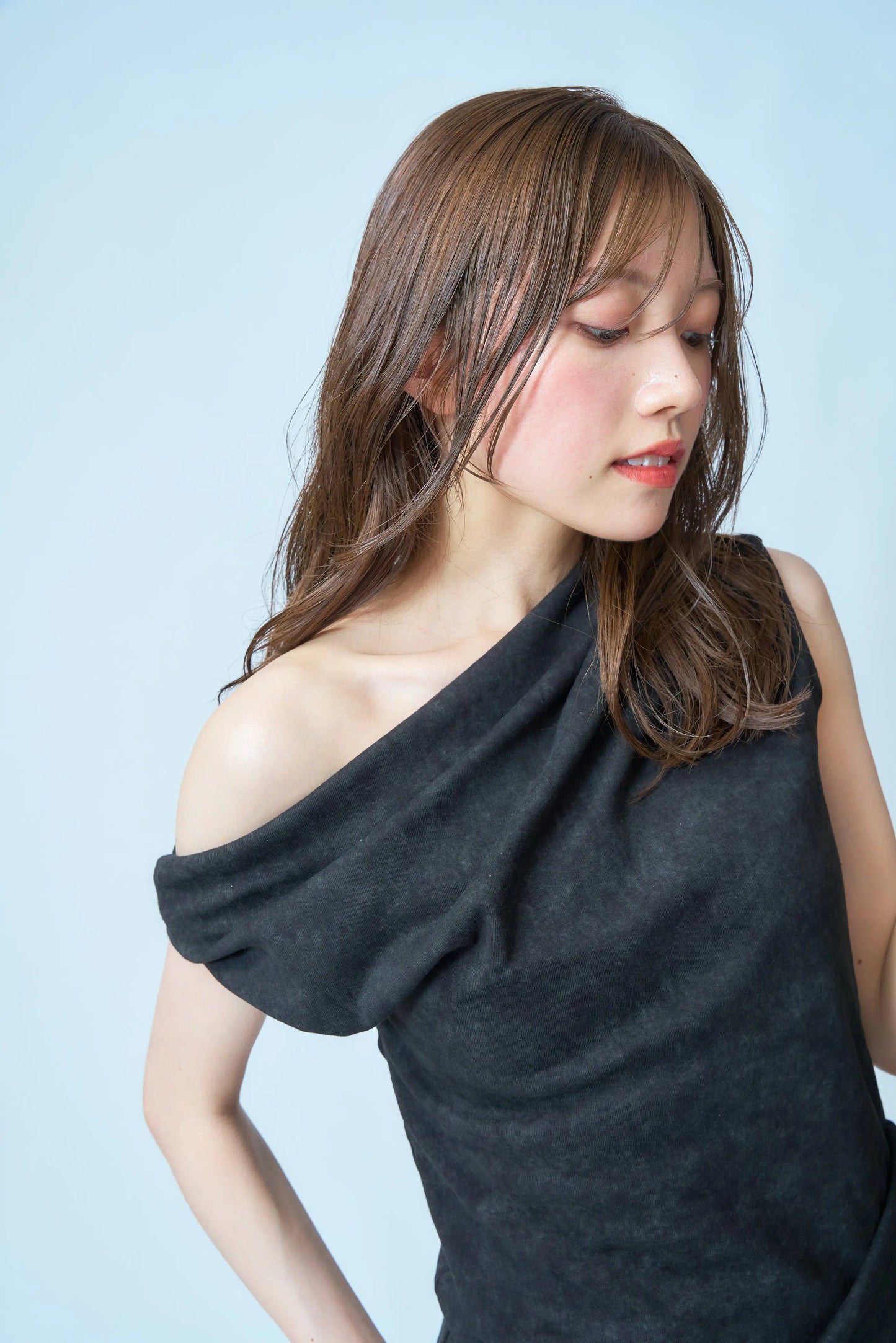 One-shoulder top